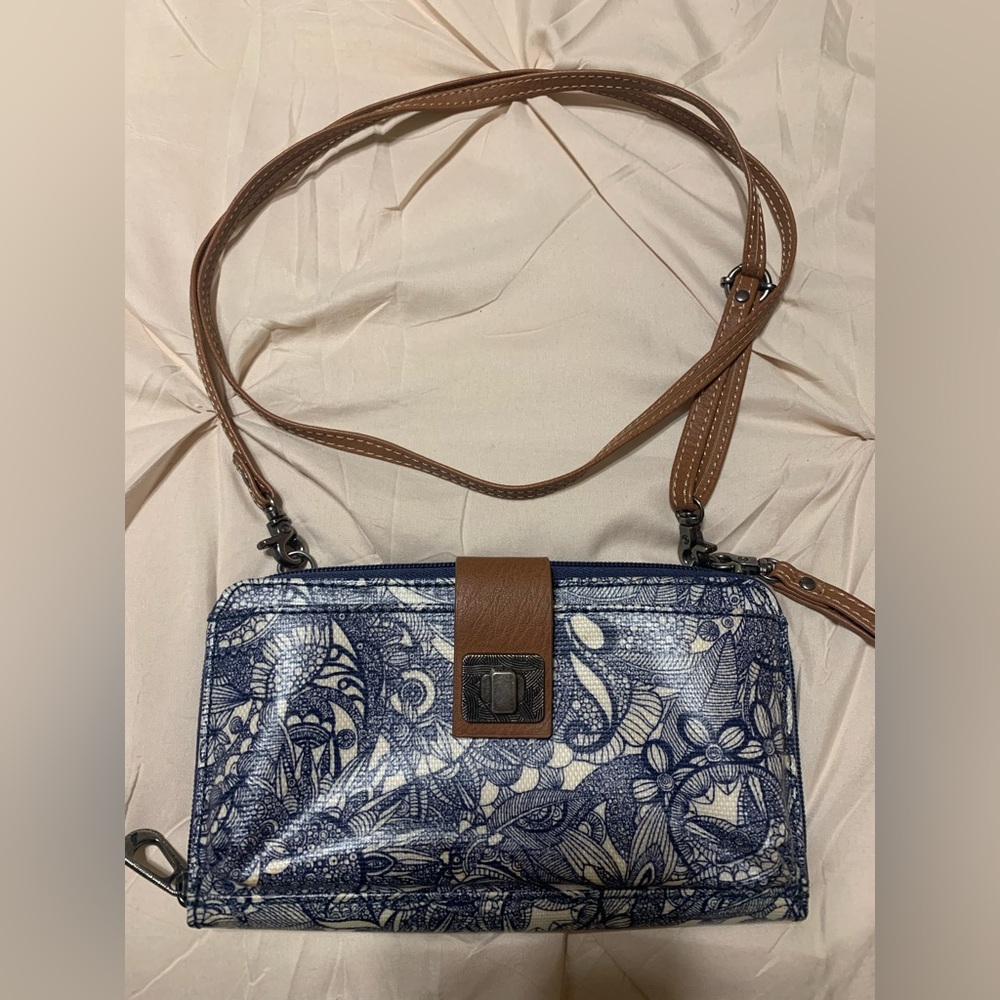 Sakroots Smartphone Crossbody/wristlet/wallet Navy Spirit, coated canvas
